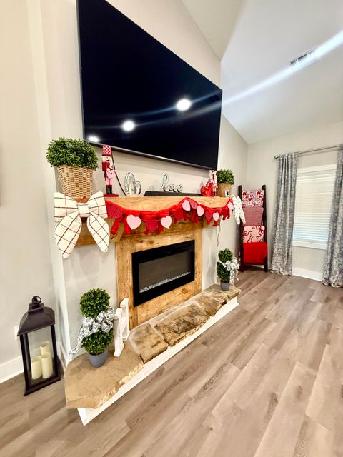 Tiny photo for 169 E Sheppard Street, Stapleton, GA 30823 (MLS # 549574)