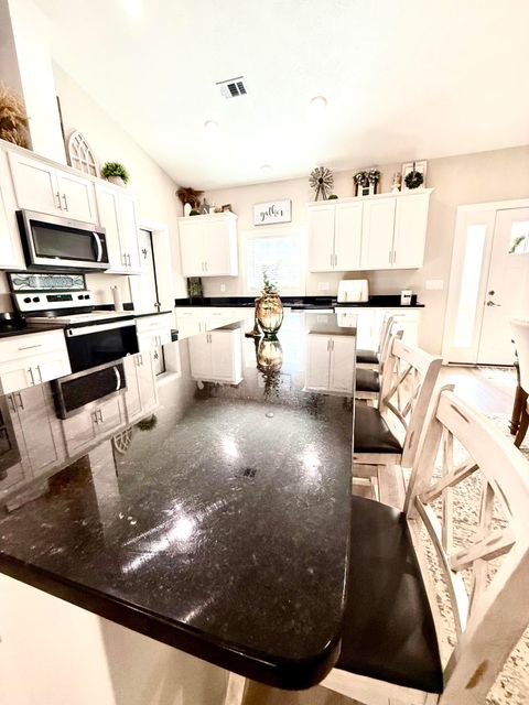 Tiny photo for 169 E Sheppard Street, Stapleton, GA 30823 (MLS # 549574)