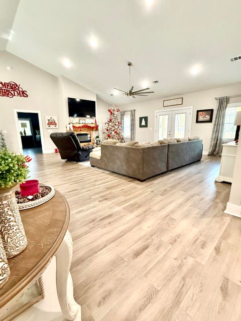 Tiny photo for 169 E Sheppard Street, Stapleton, GA 30823 (MLS # 549574)