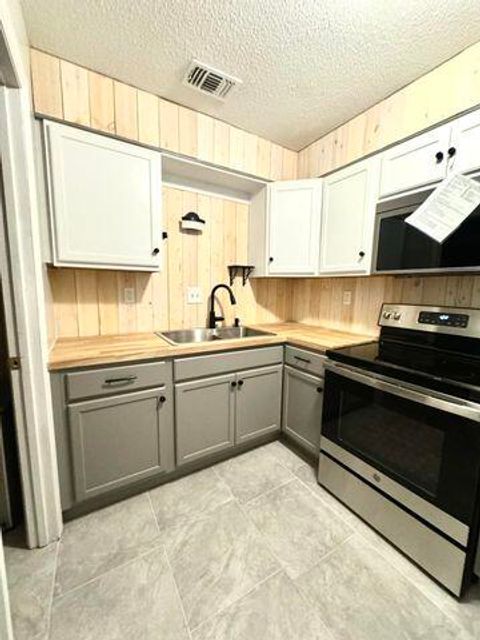 Tiny photo for 1017 Stevens Creek Road, Augusta, GA 30907 (MLS # 548841)