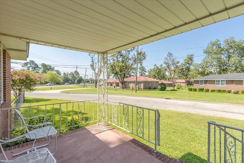 Tiny photo for 3613 Lake Shore Drive, Martinez, GA 30907 (MLS # 545990)