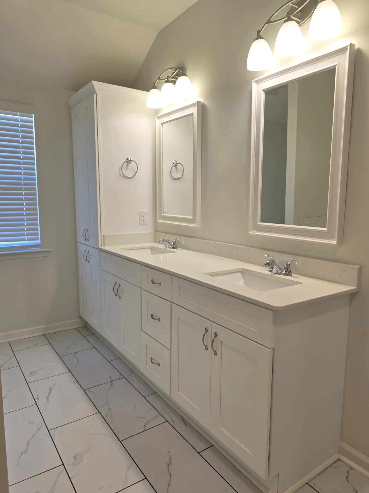 Aiken, South Carolina 29803, United States, 4 Bedrooms Bedrooms, ,3 BathroomsBathrooms,Residential,Active,231535