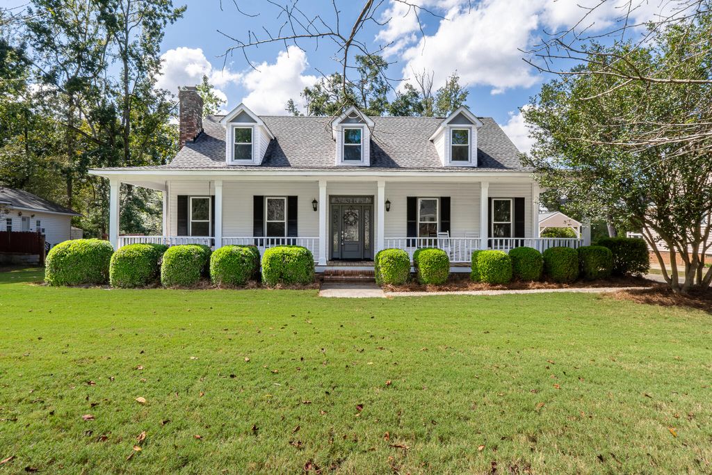 Photo for 513 W Crystal Creek, Martinez, GA 30907 (MLS # 547597)