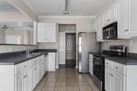 Tiny photo for 2042 Silver Run Falls, Grovetown, GA 30813 (MLS # 551205)