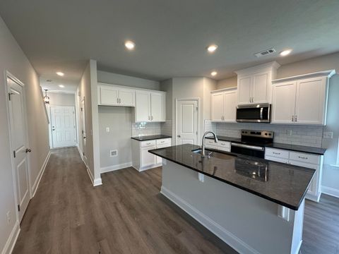 Tiny photo for 643 HAMPTON Drive, North Augusta, SC 29860 (MLS # 540545)