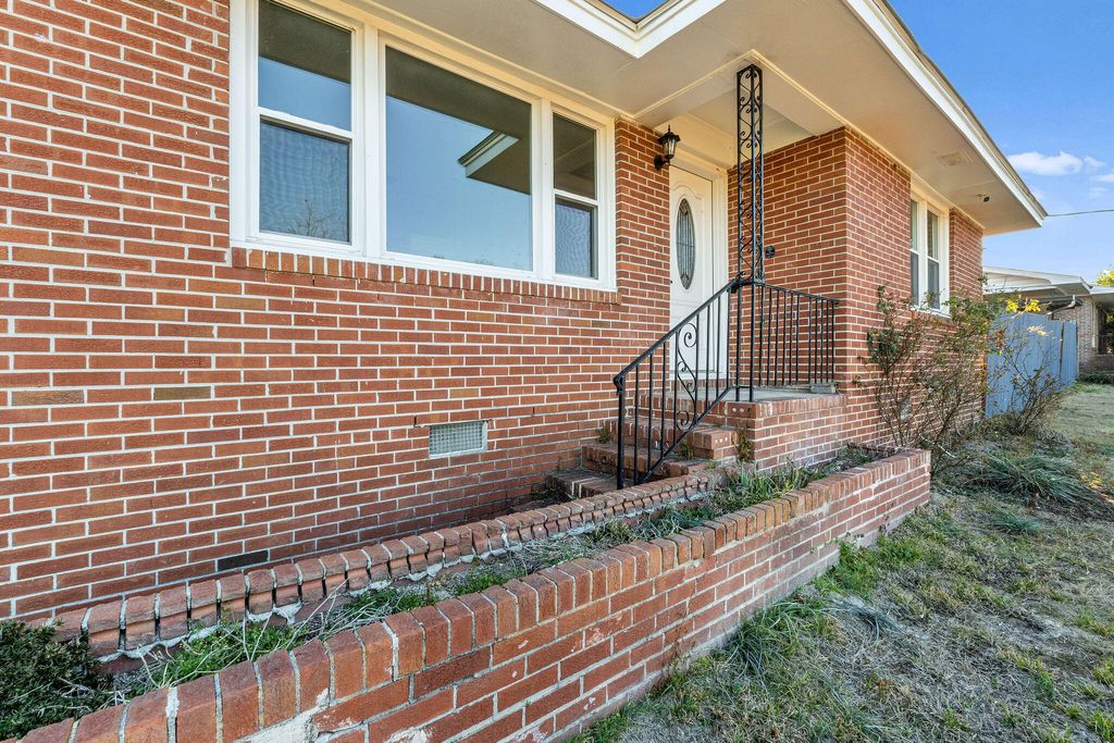 Photo of 211 Heil Drive, North Augusta, SC 29841 (MLS # 551329)