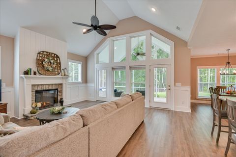 Photo of 105 Stonebridge Loop, McCormick, SC 29835 (MLS # 546855)