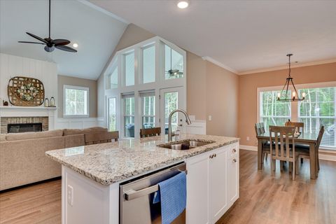 Tiny photo for 105 Stonebridge Loop, McCormick, SC 29835 (MLS # 546855)