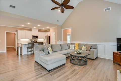 Tiny photo for 105 Stonebridge Loop, McCormick, SC 29835 (MLS # 546855)