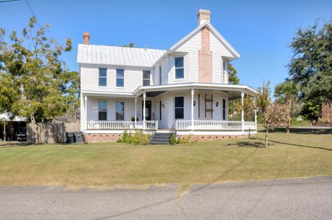 Photo of 401 W Forest Avenue, North Augusta, SC 29841 (MLS # 548538) Photo of 401 W Forest Avenue, North Augusta, SC 29841 (MLS # 548538)