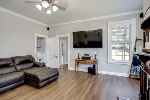 Tiny photo for 401 W Forest Avenue, North Augusta, SC 29841 (MLS # 548538)