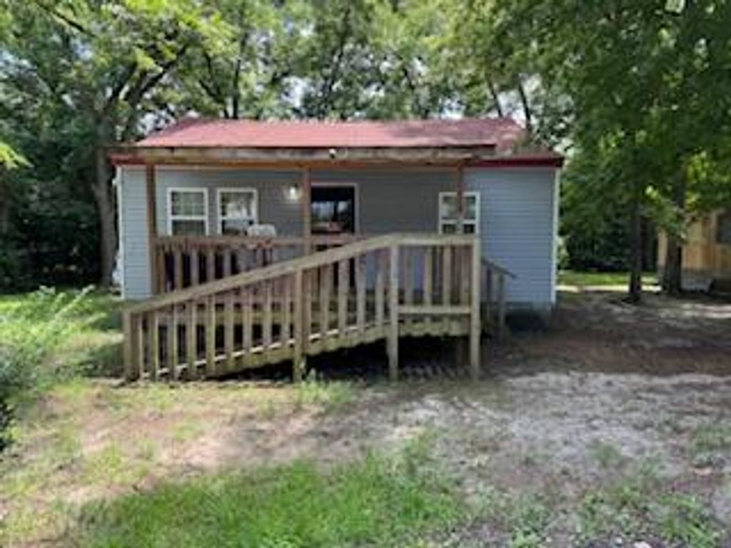 Photo for 506 Holly Drive, Waynesboro, GA 30830 (MLS # 545226)