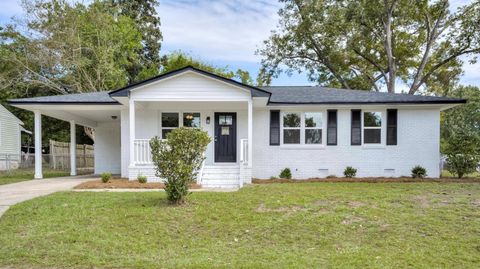 Photo of 509 Carolyn Circle Cir, North Augusta, SC 29841 (MLS # 547834)