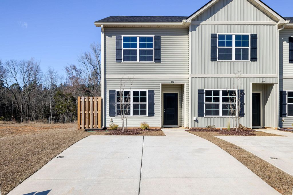 Photo of 359 Bordeaux Drive, Thomson, GA 30824 (MLS # 552472)