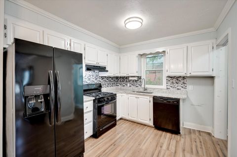 Tiny photo for 1744 Pennsylvania Avenue Ave, Augusta, GA 30904 (MLS # 549869)