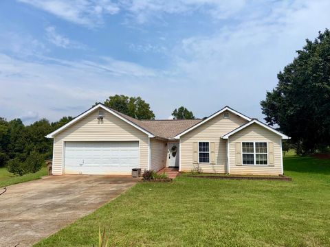 Photo of 4661 Turning Leaf Drive, Gillsville, GA 30543 (MLS # 546536) Photo of 4661 Turning Leaf Drive, Gillsville, GA 30543 (MLS # 546536)