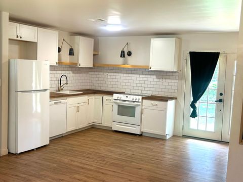 Tiny photo for 865 Clements Street, Thomson, GA 30824 (MLS # 543304)