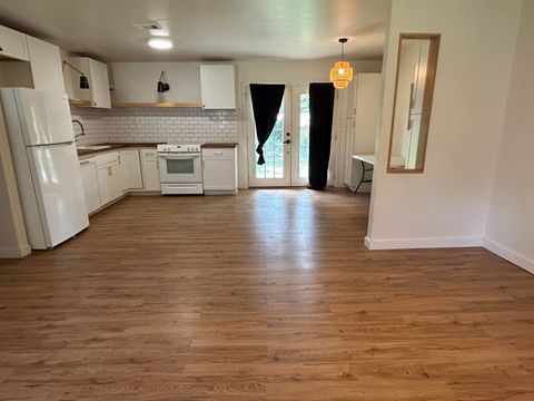 Tiny photo for 865 Clements Street, Thomson, GA 30824 (MLS # 543304)