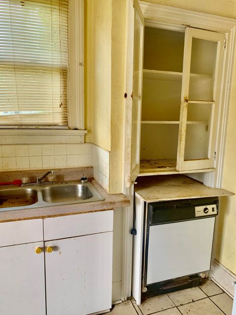 Tiny photo for 1712 Central Avenue, Augusta, GA 30904 (MLS # 545931)