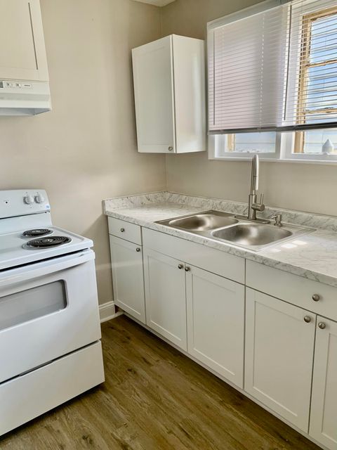 Tiny photo for 1712 Central Avenue, Augusta, GA 30904 (MLS # 545931)