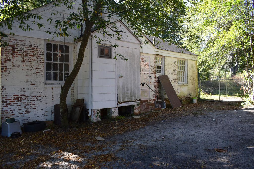 Photo of 1435 Troupe Street, Augusta, GA 30904 (MLS # 549830)