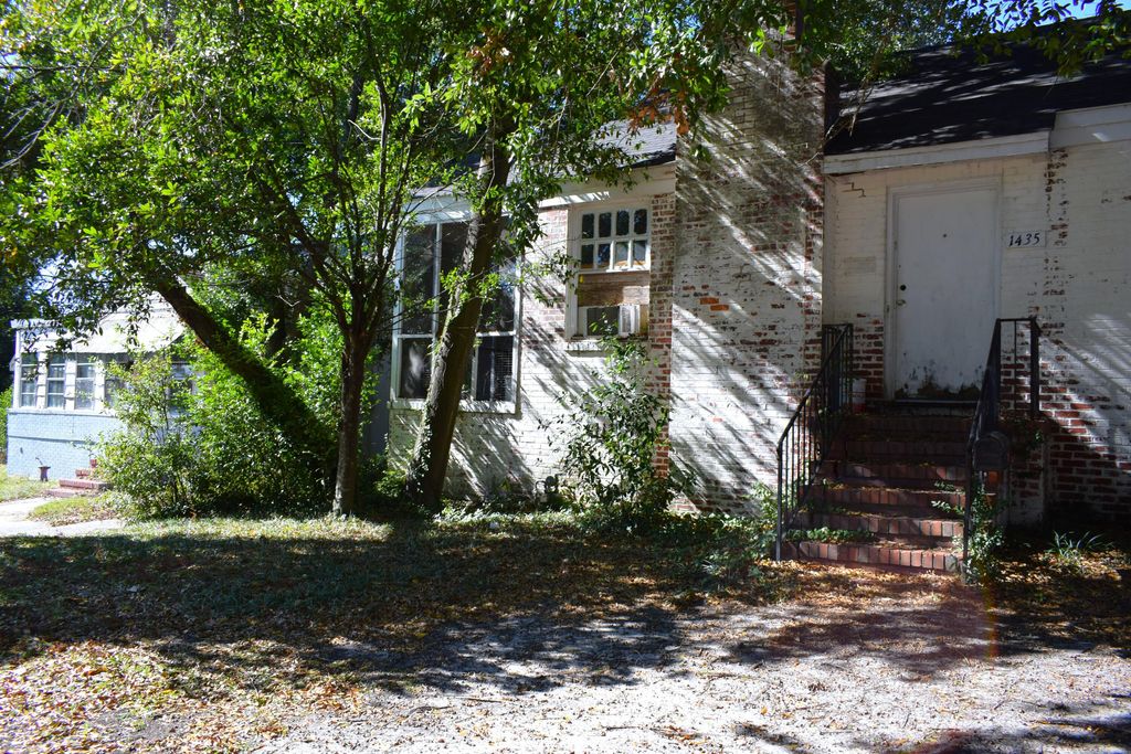 Photo of 1435 Troupe Street, Augusta, GA 30904 (MLS # 549830)