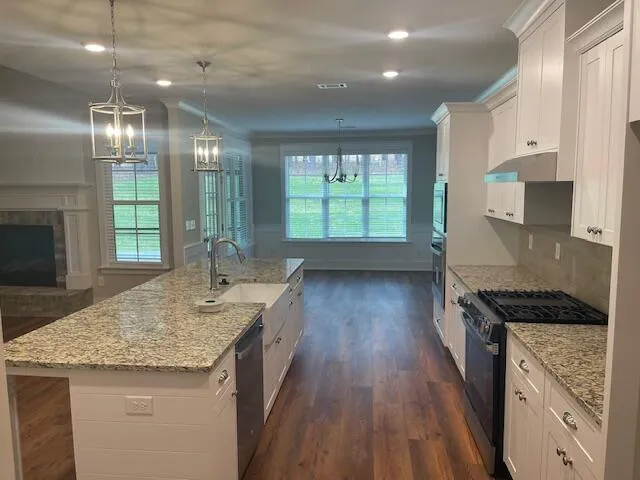 Aiken, South Carolina 29803, United States, 4 Bedrooms Bedrooms, ,3 BathroomsBathrooms,Residential,Active,140902