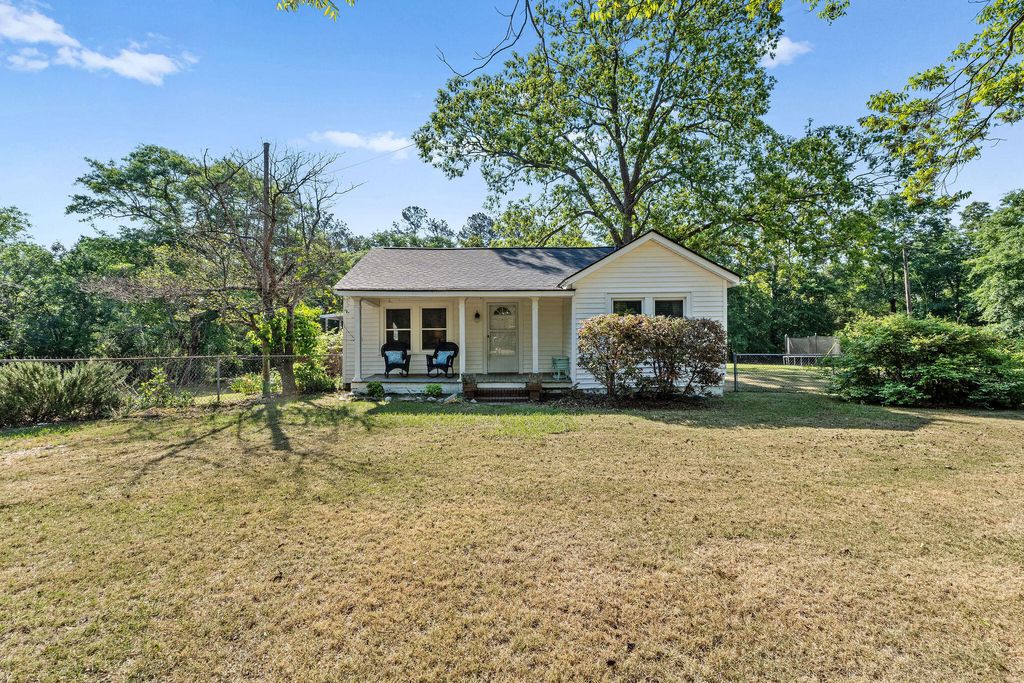 Photo of 647 Hobbs Mill Road, Dearing, GA 30808 (MLS # 555013)