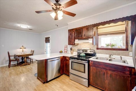 Tiny photo for 102 Peachtree Street, Wrens, GA 30833 (MLS # 546938)