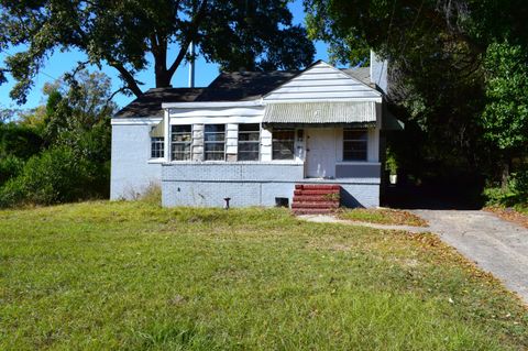 Photo of 1437 Troupe Street, Augusta, GA 30904 (MLS # 549831)