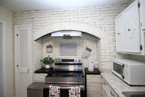 Tiny photo for 308 Bradleyville Road Road, North Augusta, SC 29841 (MLS # 547863)