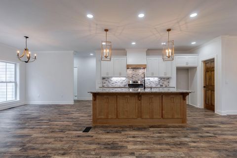 Tiny photo for 126 Elliot Circle, McCormick, SC 29835 (MLS # 547571)