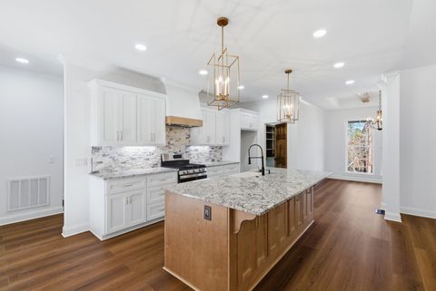 Tiny photo for 126 Elliot Circle, McCormick, SC 29835 (MLS # 547571)