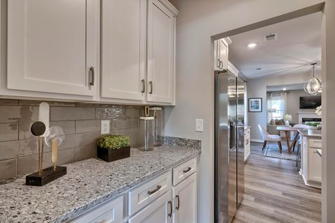 Tiny photo for 808 Blue Willow Drive, Harlem, GA 30814 (MLS # 545450)