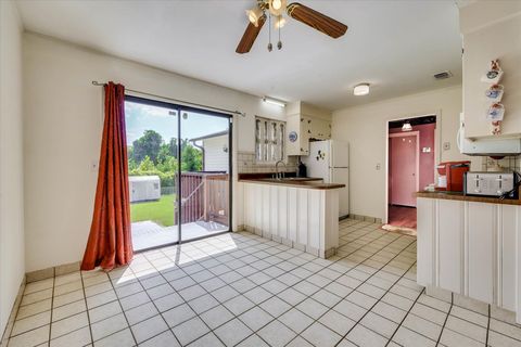 Tiny photo for 1701 Forest Creek Road, Augusta, GA 30909 (MLS # 546858)