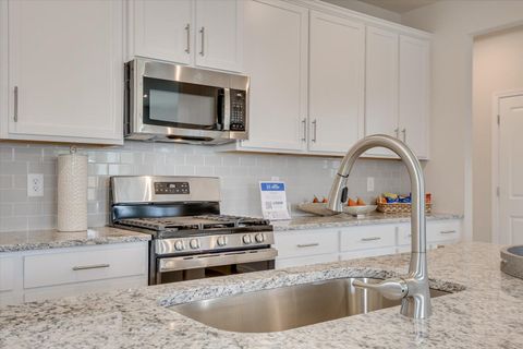 Tiny photo for 4234 Whitehouse Street, Harlem, GA 30814 (MLS # 543001)