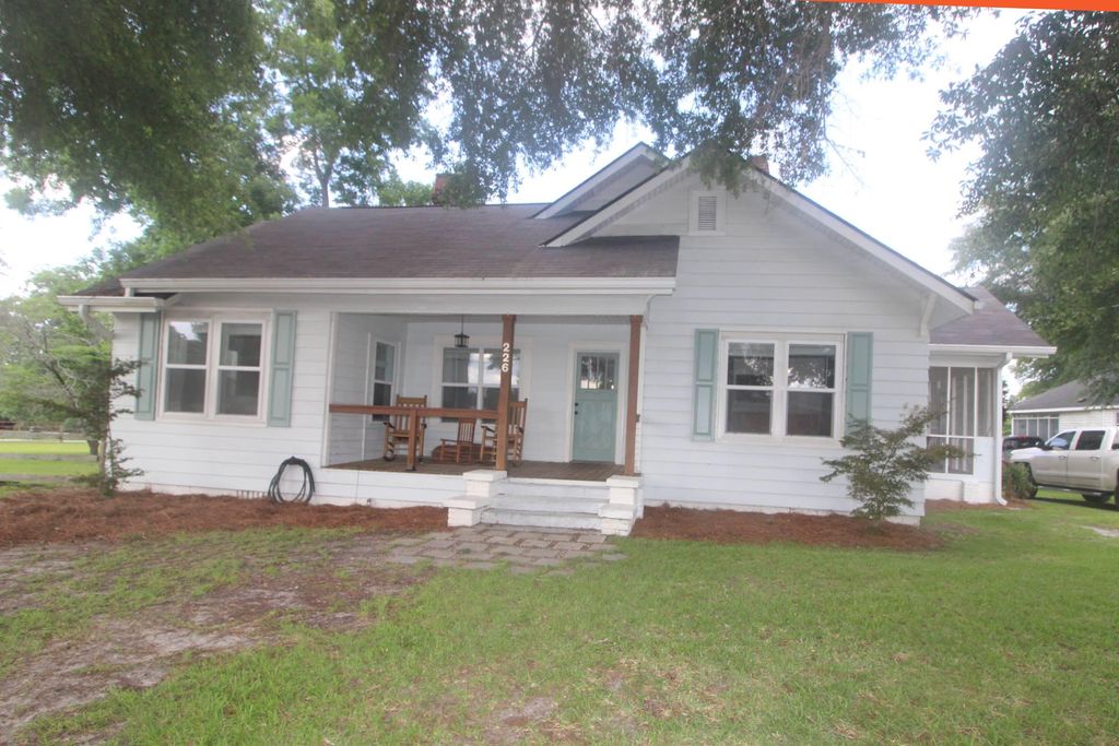 listing image 0