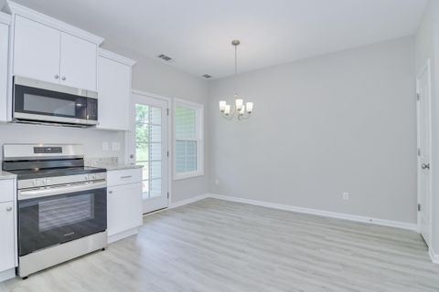 Tiny photo for 103 Constitution Circle Drive, Washington, GA 30673 (MLS # 545654)