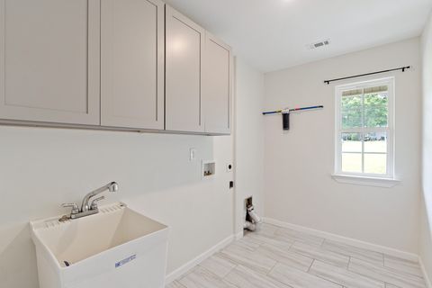 Tiny photo for 11 Summerfield Court, Trenton, SC 29847 (MLS # 543339)
