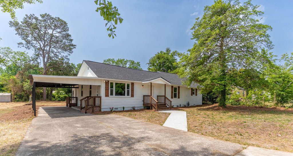Photo of 2108 Kennedy Drive, Augusta, GA 30904 (MLS # 555058)