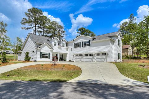 Photo of 105 Ashland Drive, McCormick, SC 29835 (MLS # 540251) Photo of 105 Ashland Drive, McCormick, SC 29835 (MLS # 540251)