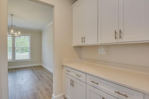 Tiny photo for 8 Belfast Court, North Augusta, SC 29860 (MLS # 542953)
