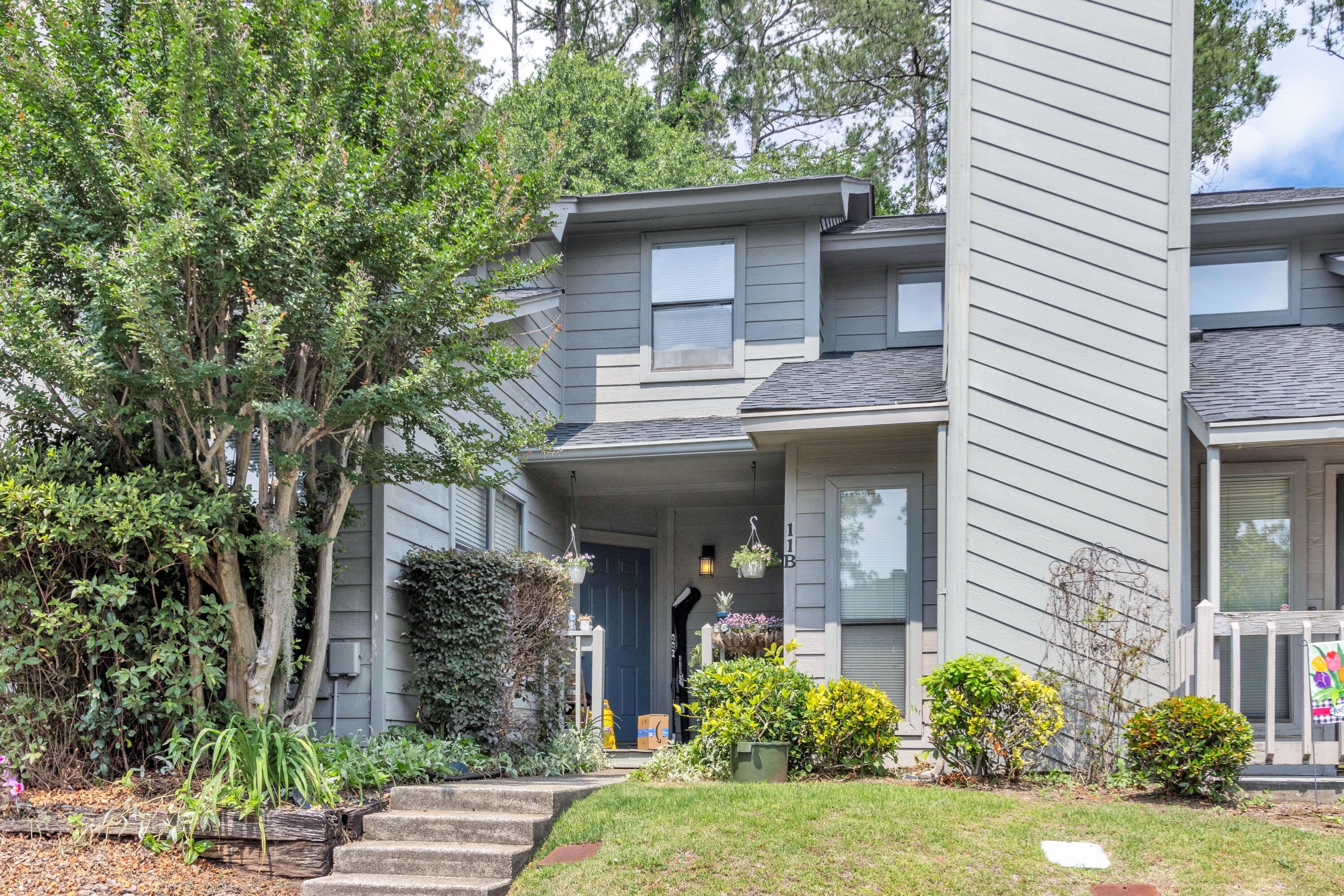 16 Cardinal Lane