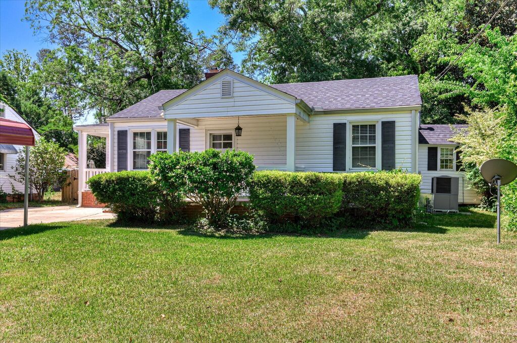 Photo of 834 Ann Street, Augusta, GA 30904 (MLS # 555086)