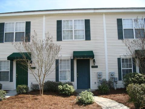 Photo of 124 Brittany Way, Martinez, GA 30907 (MLS # 548571) Photo of 124 Brittany Way, Martinez, GA 30907 (MLS # 548571)