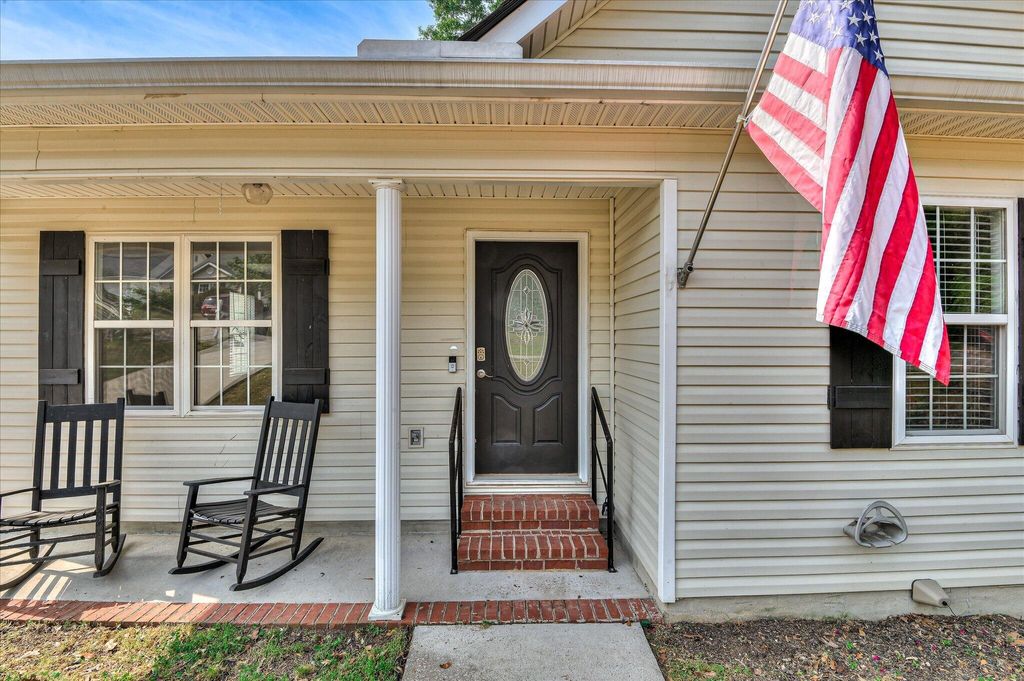 Photo of 1975 Shoreline Drive, Grovetown, GA 30813 (MLS # 554954)