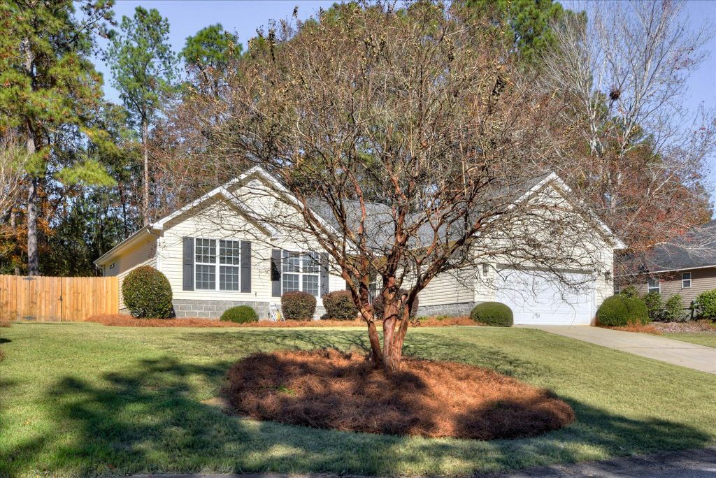 Photo of 976 Watsonia Drive, Aiken, SC 29803 (MLS # 549419)