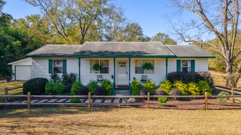 1225 Davis Bridge Road Williston SC 29853