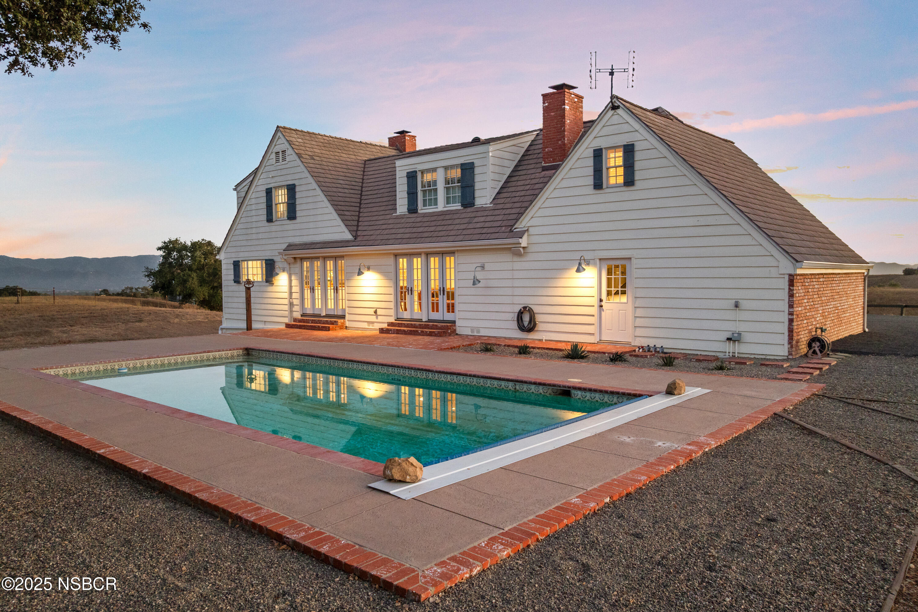 Santa Ynez, California 93460, United States, 3 Bedrooms Bedrooms, ,4 BathroomsBathrooms,Residential,Active,198675