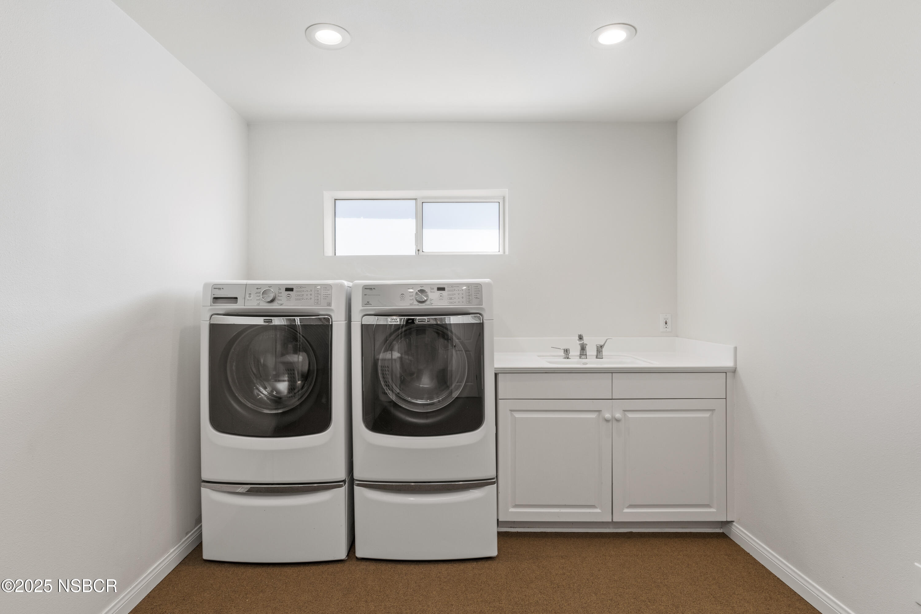 Santa Ynez, California 93460, United States, 3 Bedrooms Bedrooms, ,4 BathroomsBathrooms,Residential,Active,198675